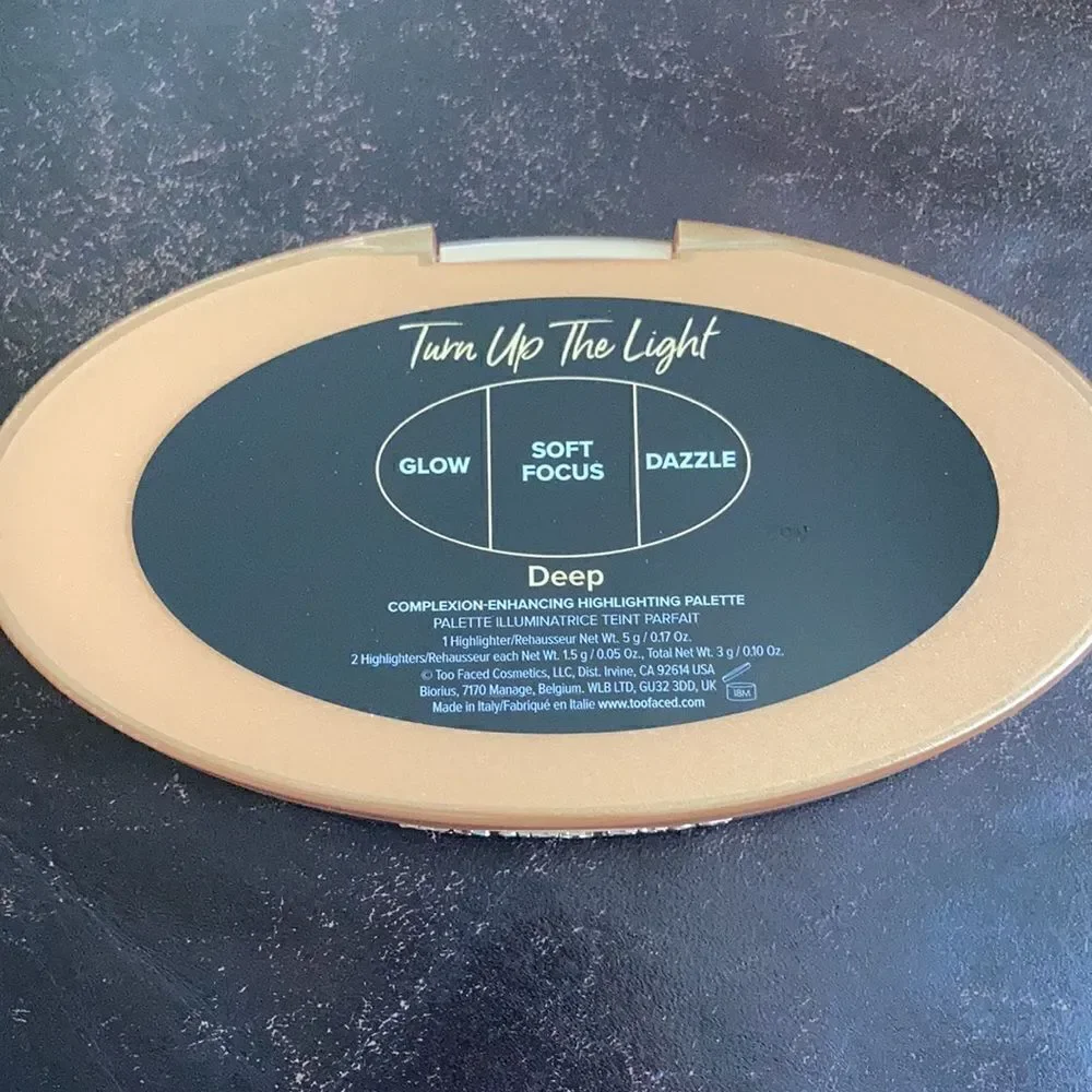 TooFaced Born This Way Highlighting Palettes Deep ONLY